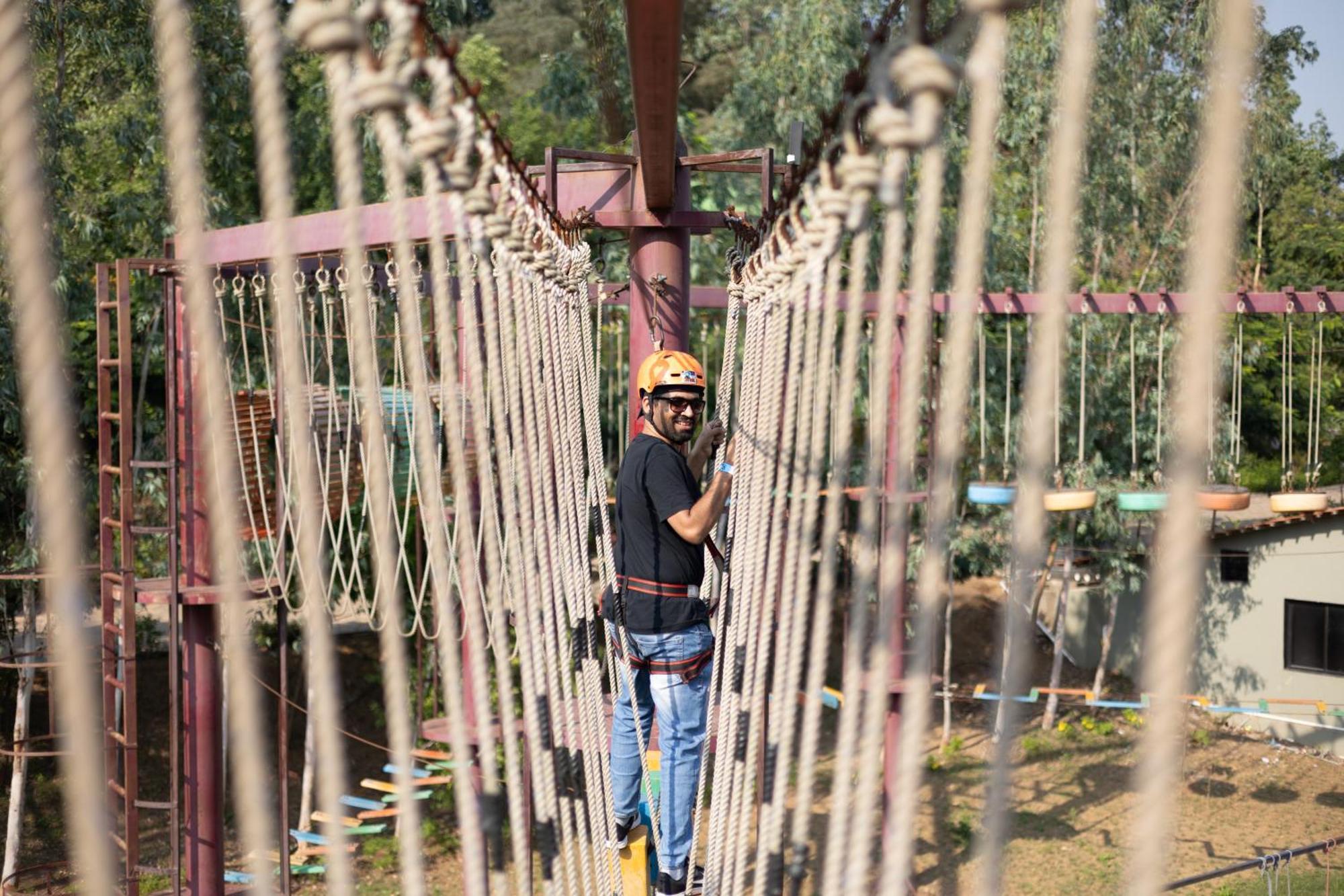 Vits Roccia Hill Resort And Adventure Park, Navapur Songadh Zewnętrze zdjęcie